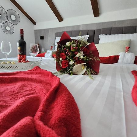 Apartmán Ana Gračac Exteriér fotografie