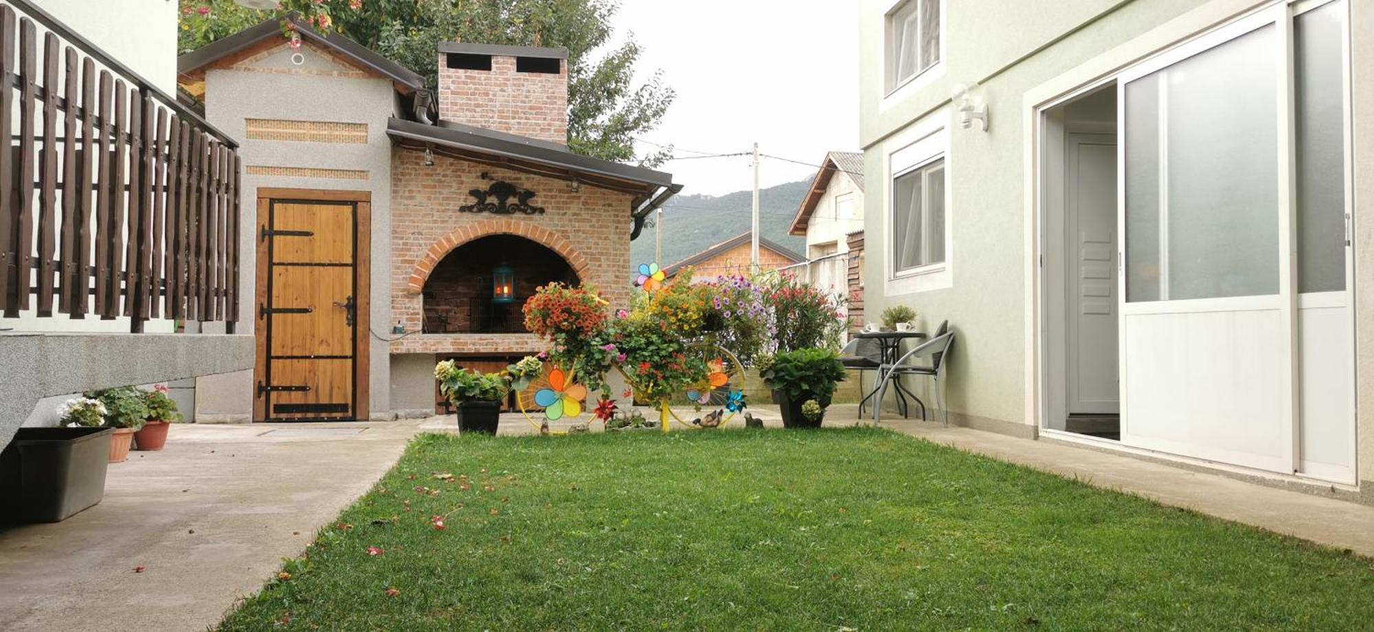 Apartmán Ana Gračac Exteriér fotografie