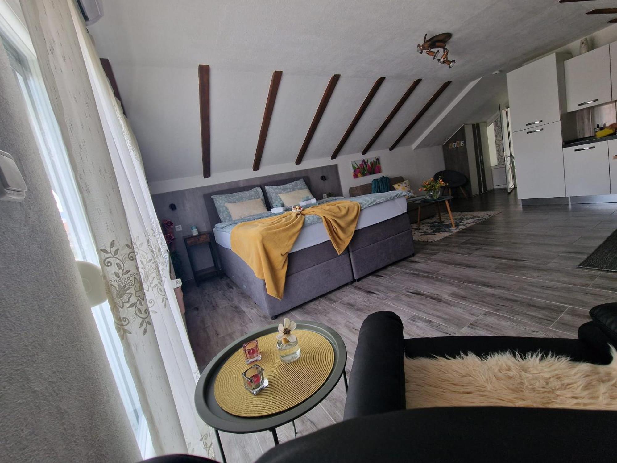 Apartmán Ana Gračac Exteriér fotografie
